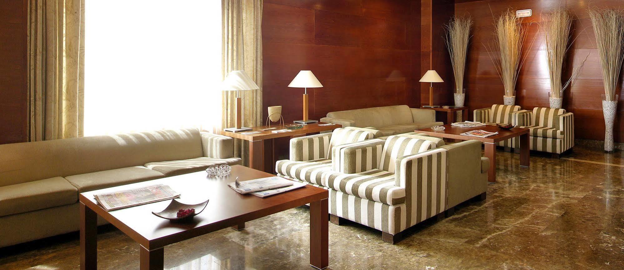 Vincci Ciudad De Salamanca Bilik gambar